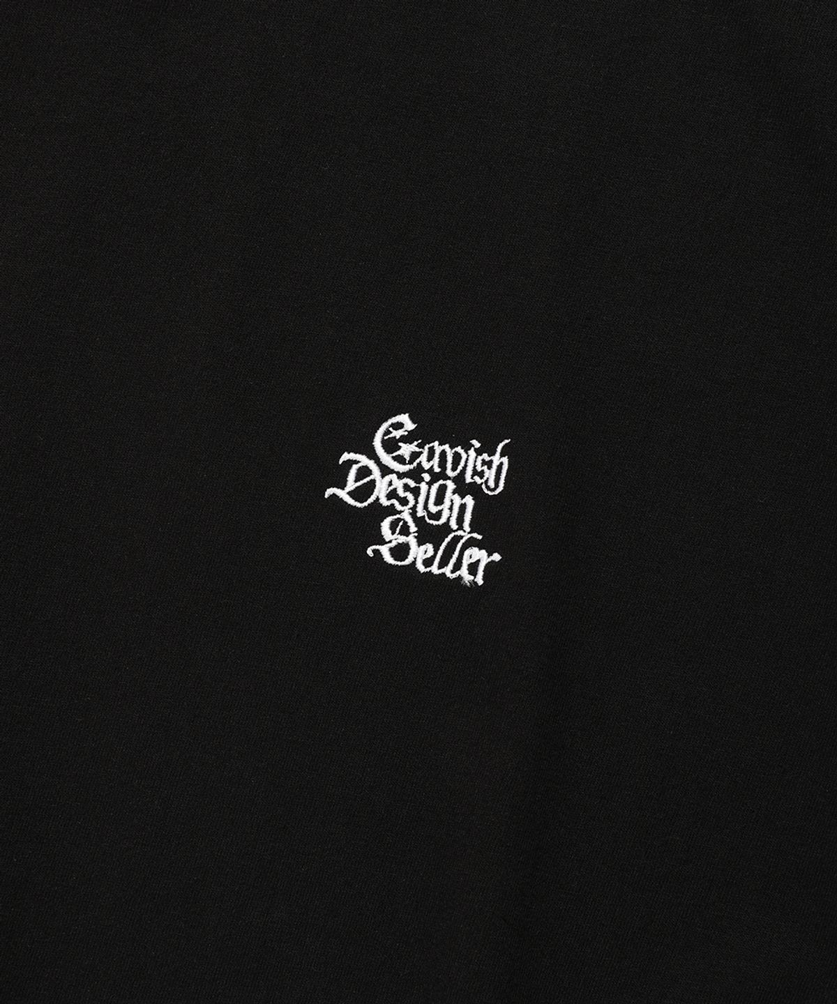 카비시(CAVISH) GOTHIC SELLER EMB LOGO SS TEE BLACK(CV2EMUT507A)