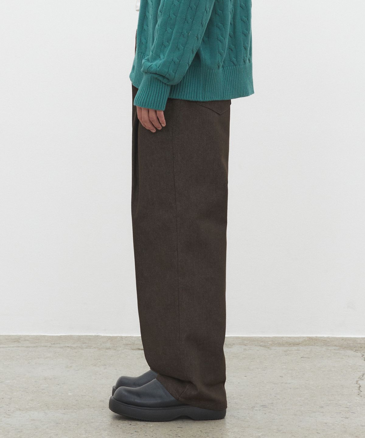 데케트(DECET) Deep Pleats Wide Jeans DCPT030CPBrown