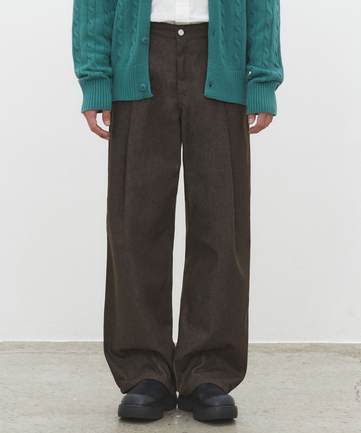 데케트(DECET) Deep Pleats Wide Jeans DCPT030CPBrown