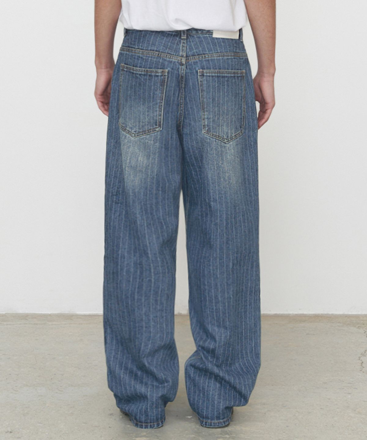 데케트(DECET) Deep Pleats Wide Jeans DCPT030STBlue