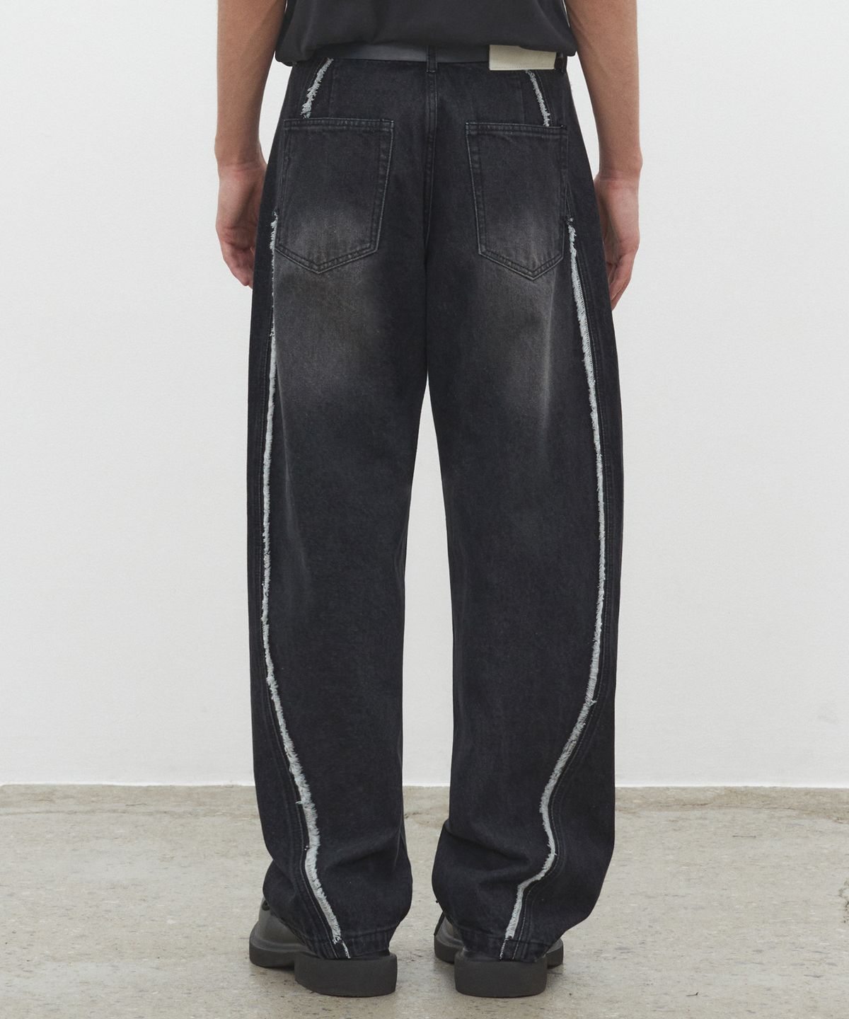데케트(DECET) Curved Wide Jeans DCPT033SCBlackB