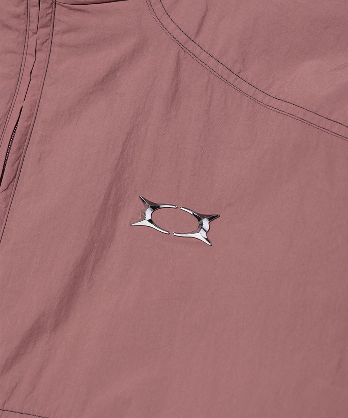 크리틱(CRITIC) METAL WORMHOLE LOGO JACKET PINK
