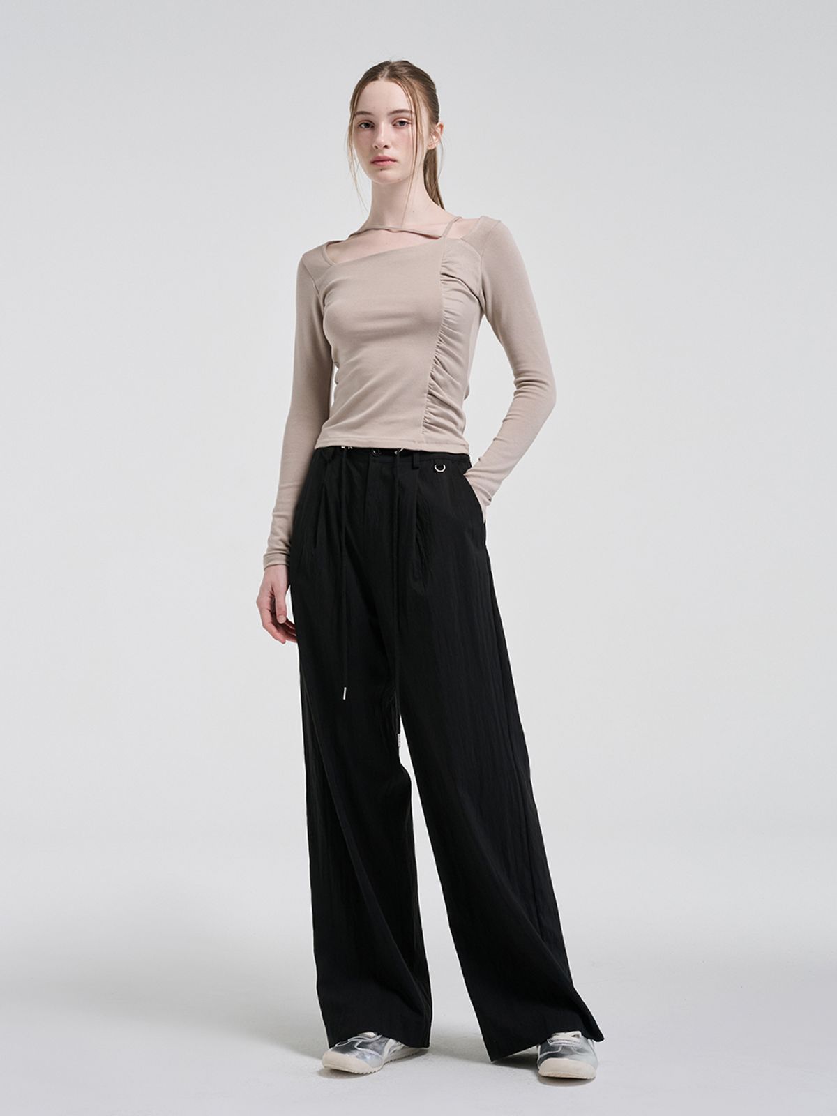 에트몽(ETMON) String Pintuck Nylon Pants, Black