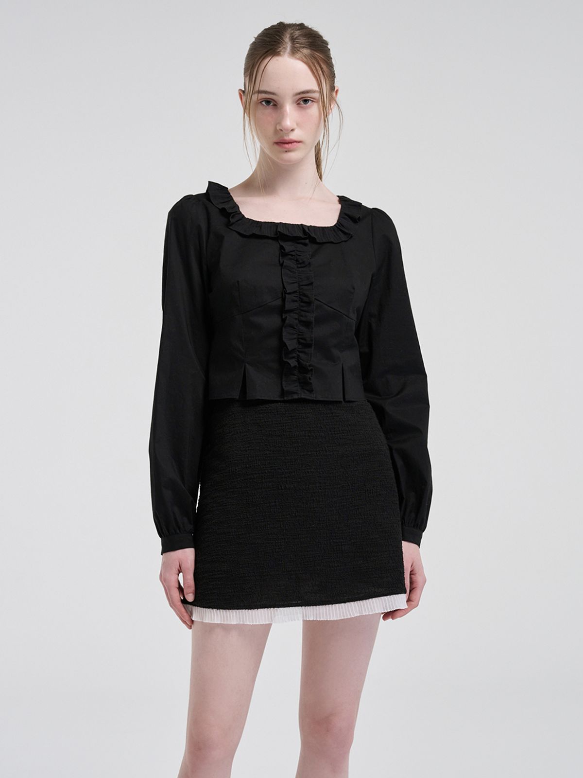 에트몽(ETMON) Square Frill Blouse, Black