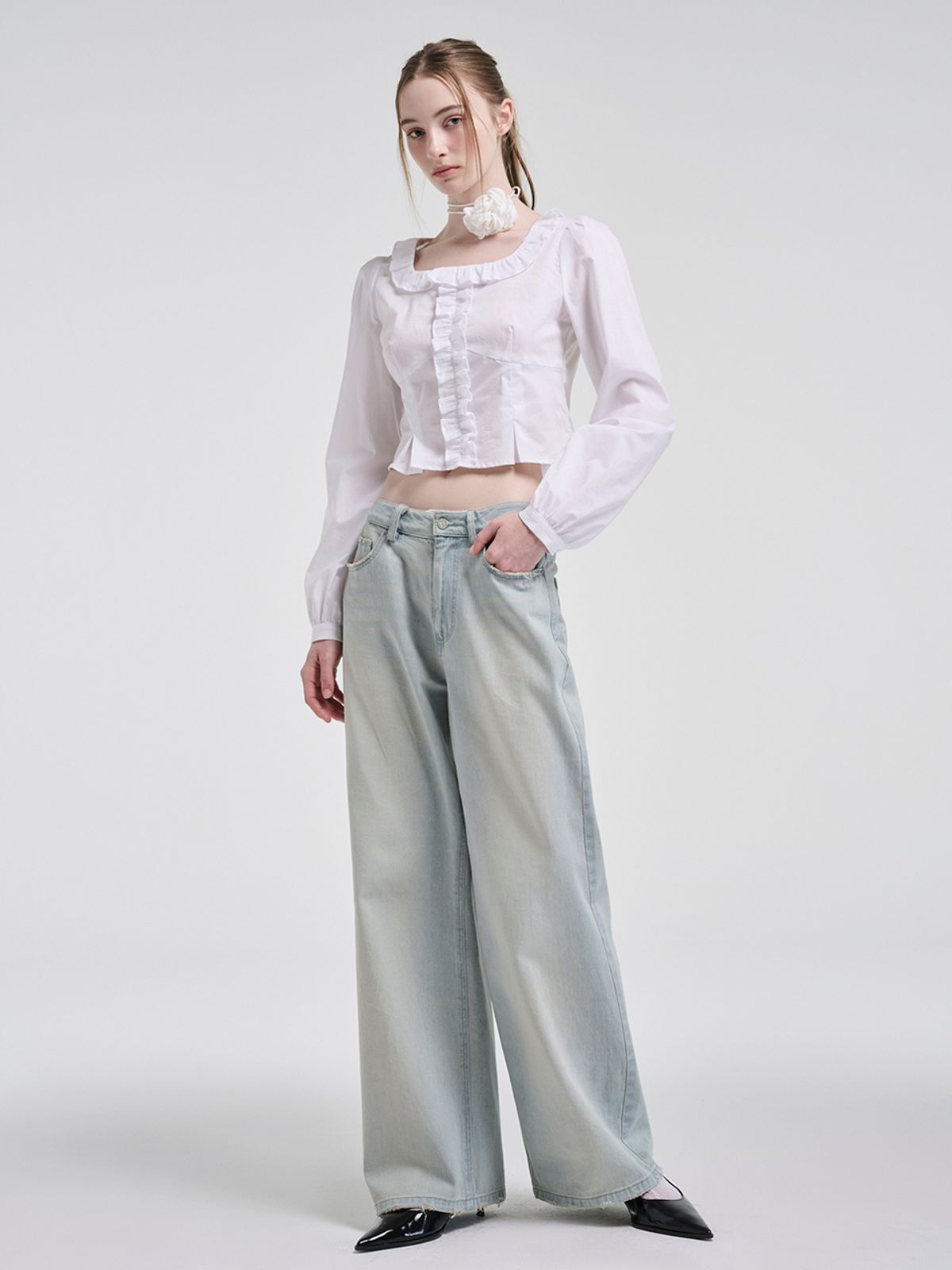 에트몽(ETMON) Square Frill Blouse, White