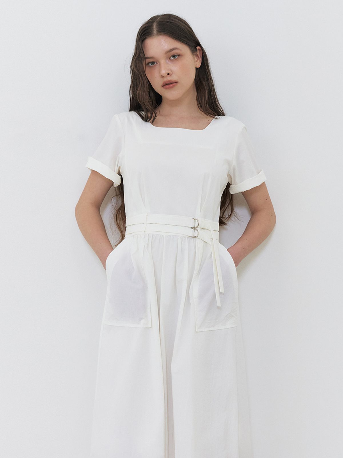 에트몽(ETMON) 2-Way Sleeve Belted Dress, White