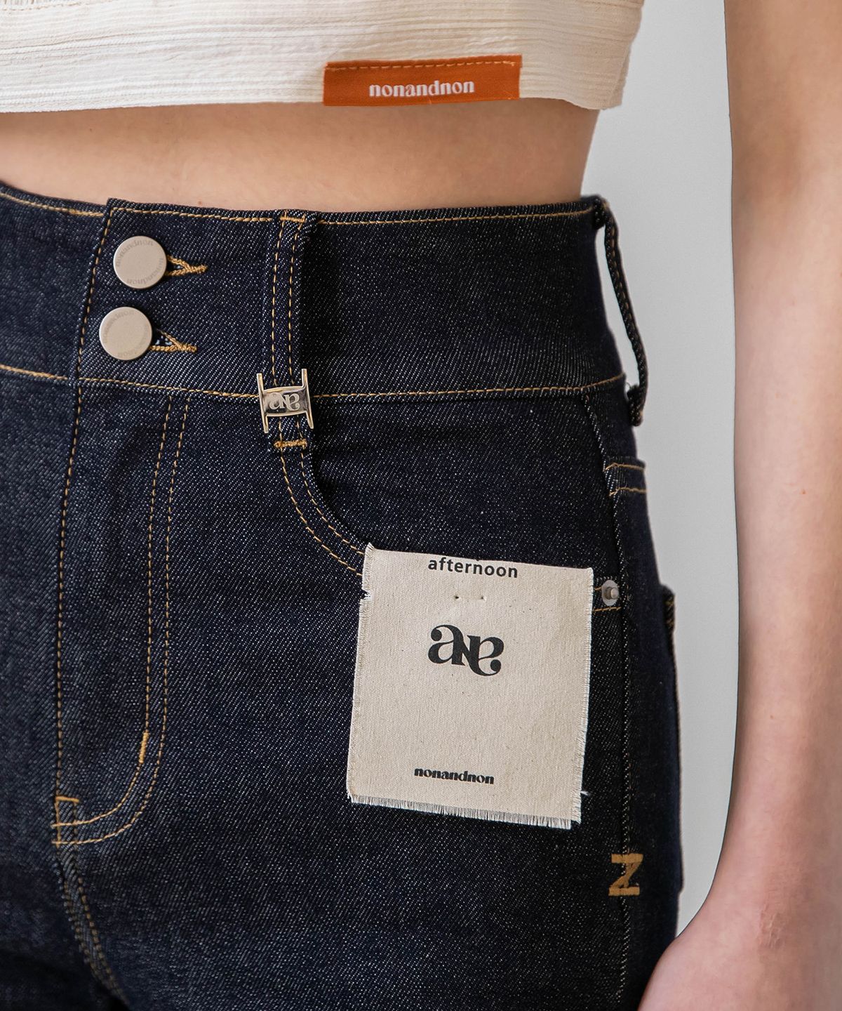 논앤논(NON AND NON) High-Waist Two Buttons Denim Pants_NSDP444 (Deepblue)