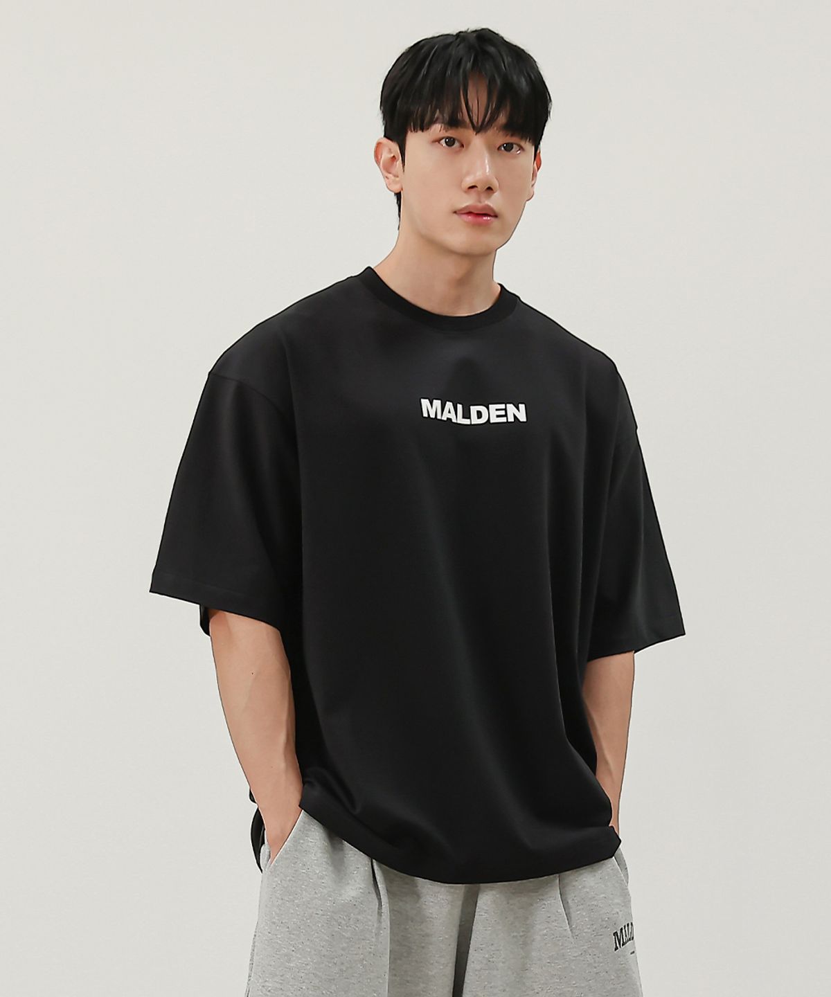 몰든(MALDEN) 시그니처 오버핏 티셔츠