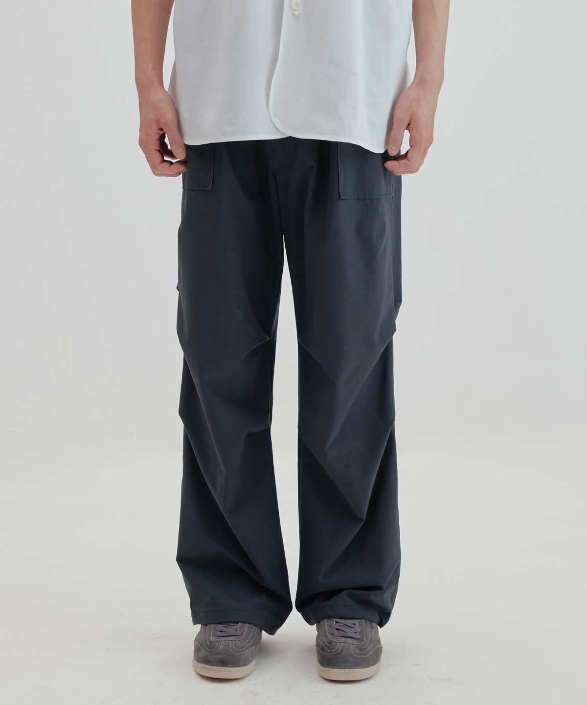 넌블랭크(NONBLANK) 밴딩 퍼티그 팬츠_DARK GREY