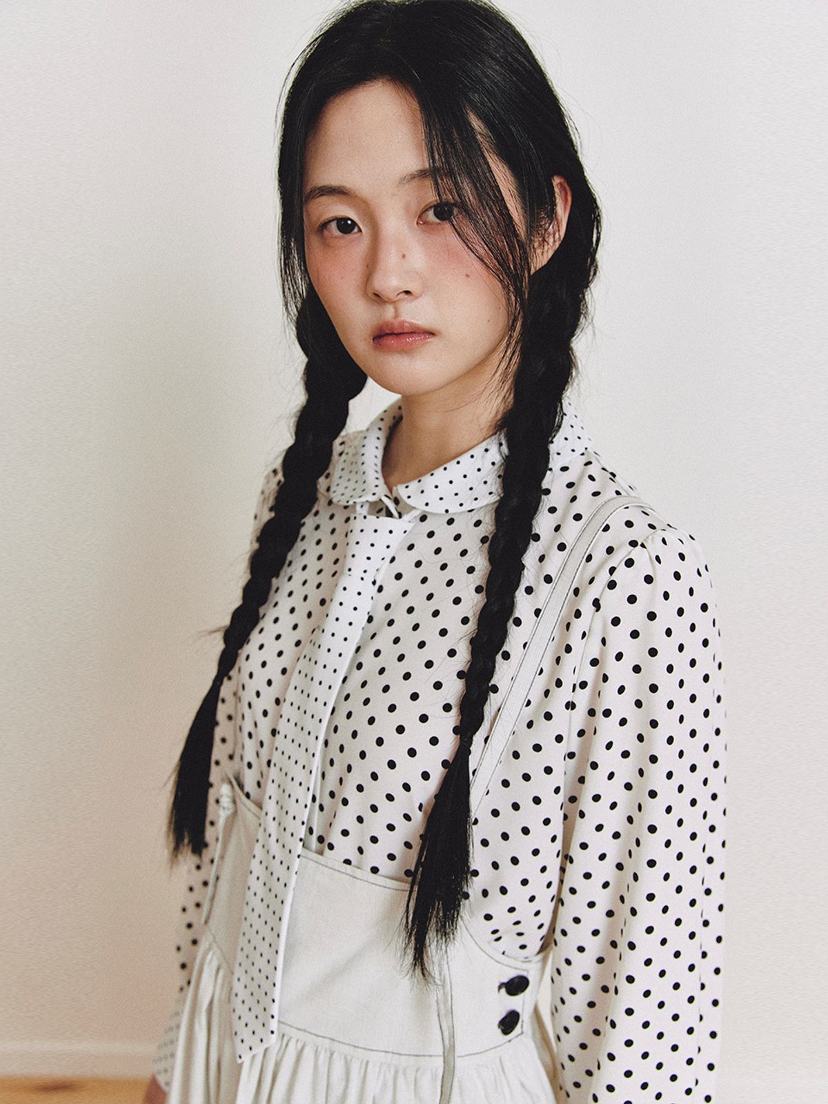 가니송(GANISONG) 프레클 오버롤 스커트_화이트