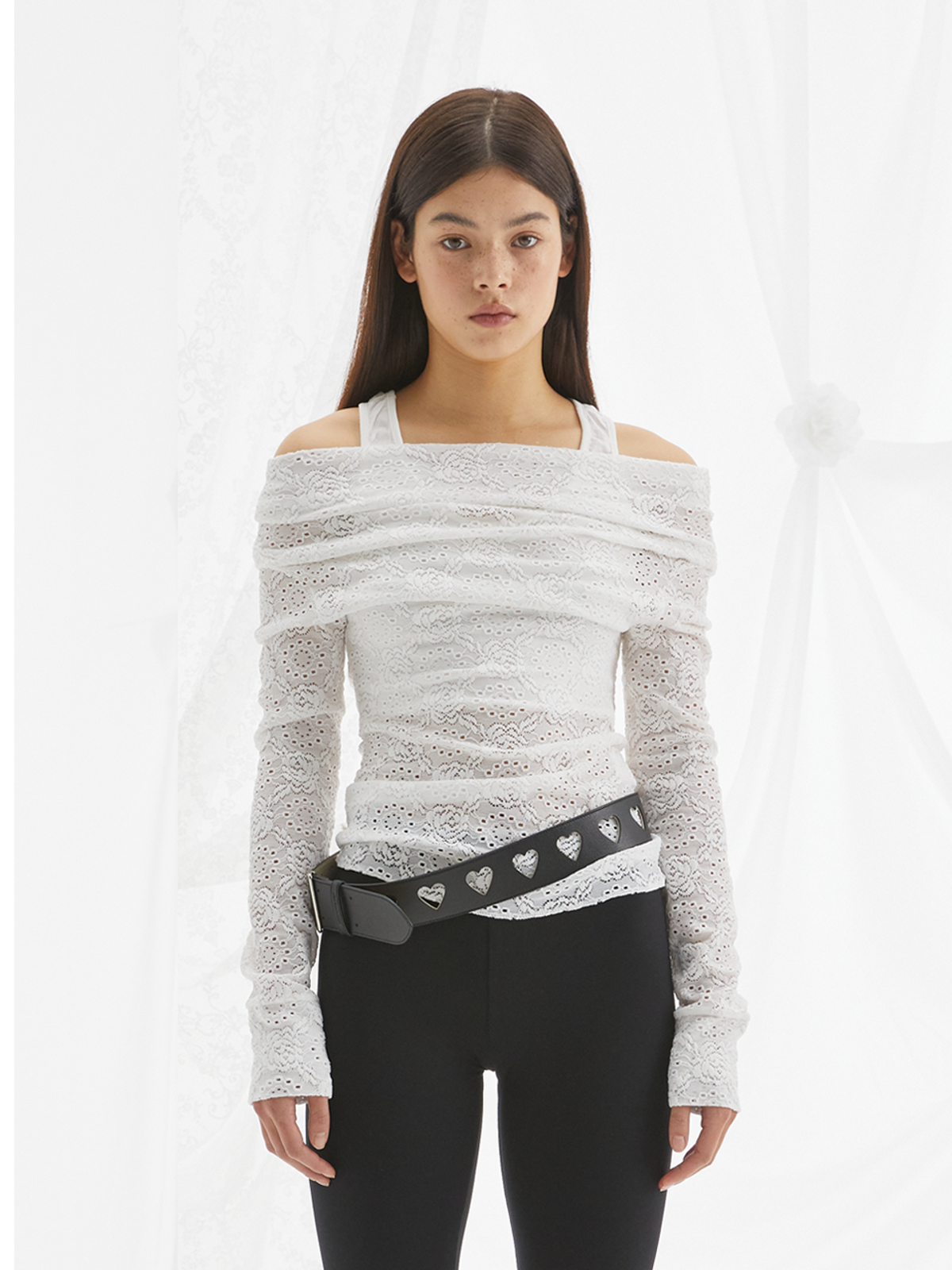 모어댄파라다이스(MORE THAN PARADISE) HEART BELT / BLACK