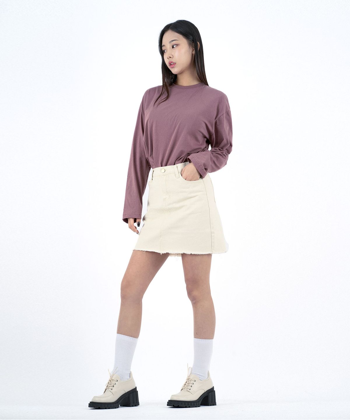 음(UMM) 오버핏 라운드넥 무지긴팔티셔츠