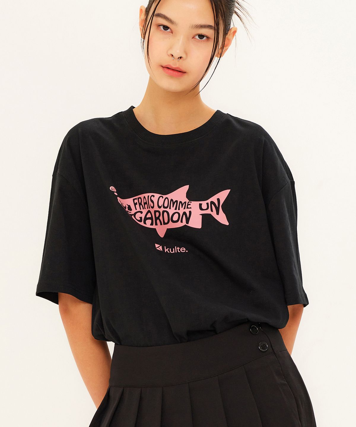 쿨트(KULTE) FISH T-SHIRT BLACK