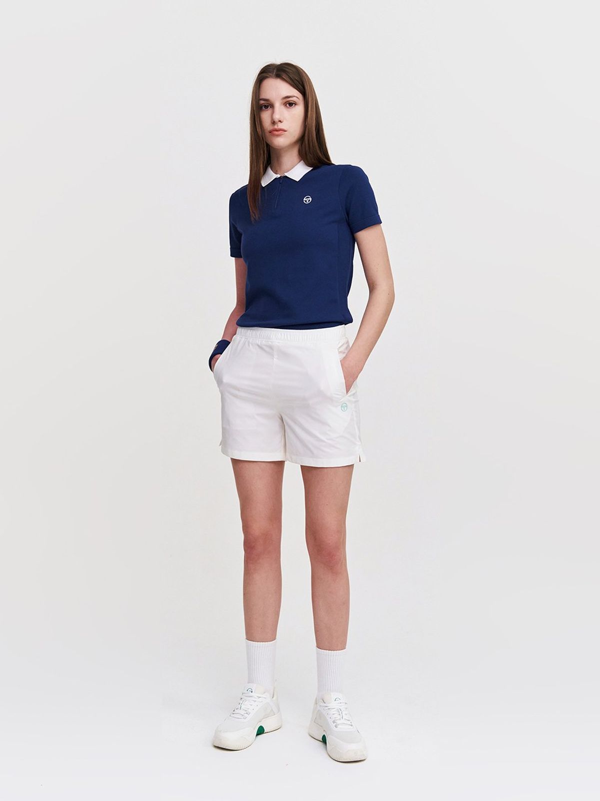 세르지오 타키니(SERGIO TACCHINI) W 에센셜 우븐 숏팬츠 (White)
