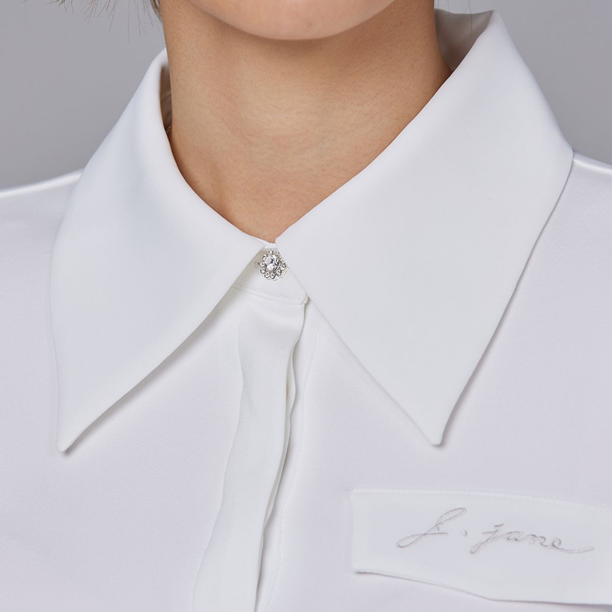 제이제인(J.JANE) 빅카라 클래식 티셔츠 (White)