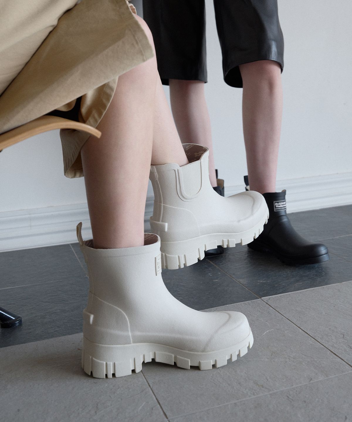 락피쉬웨더웨어(ROCKFISH WEATHERWEAR) FLATFORM CHELSEA RAIN BOOTS - 5 colors