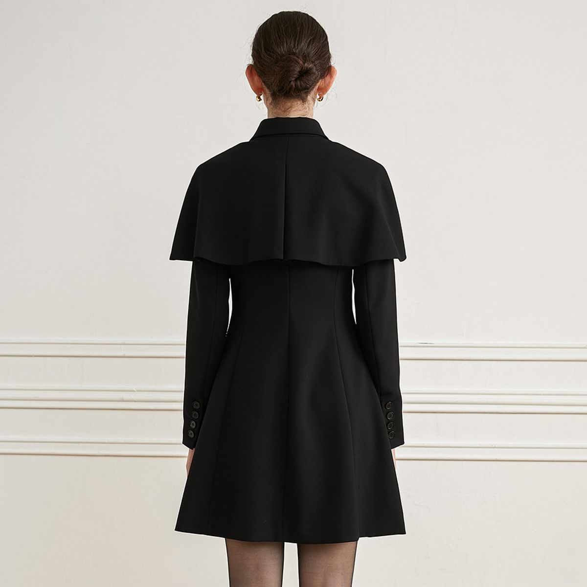 와이와이아이엠(YYIAM) YY_Black shawl suit dress