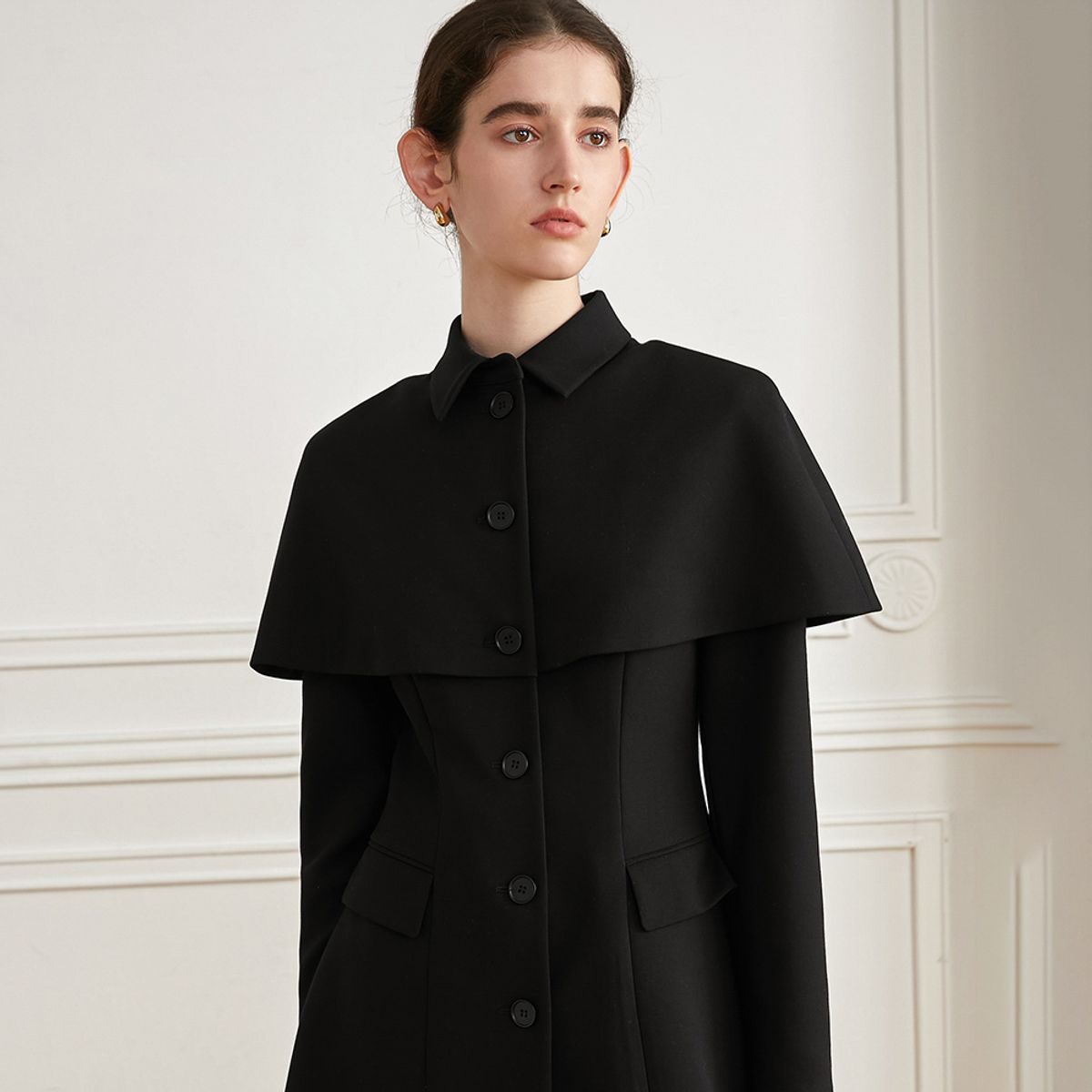 와이와이아이엠(YYIAM) YY_Black shawl suit dress