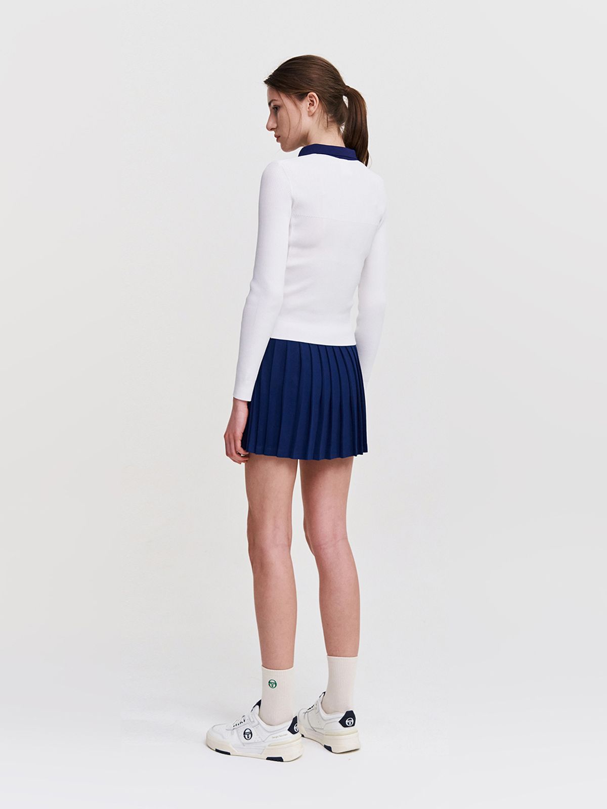 세르지오 타키니(SERGIO TACCHINI) W 에센셜 베이직 집업 가디건 (White)