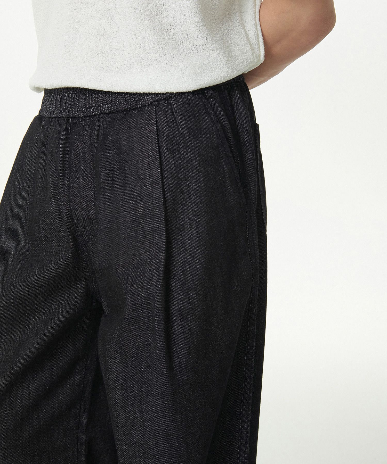★MUSINSA STANDARD★ One Tuck Wide Denim Slacks Low Black MM MUSINSA | MUSINSA STANDARD One Tuck Wide Denim Slacks [Low