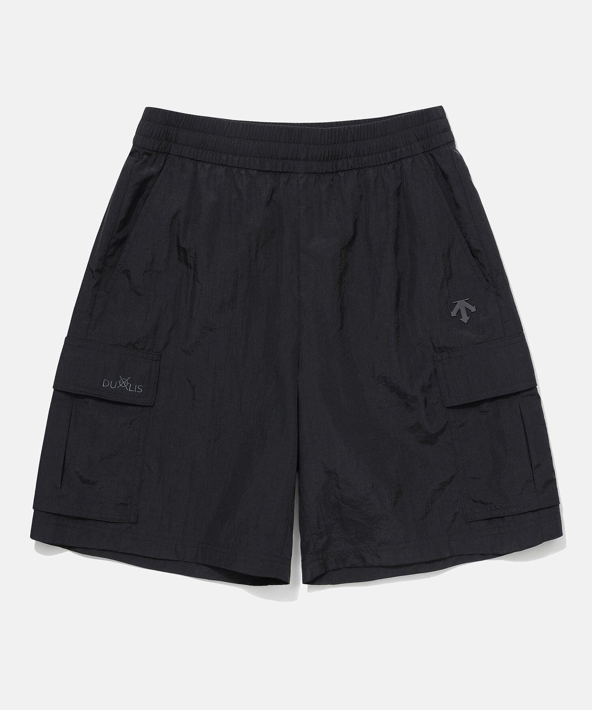 데상트(DESCENTE) 듀얼리스 카고 포켓 크링클 반바지 블랙(SP221DHP41)