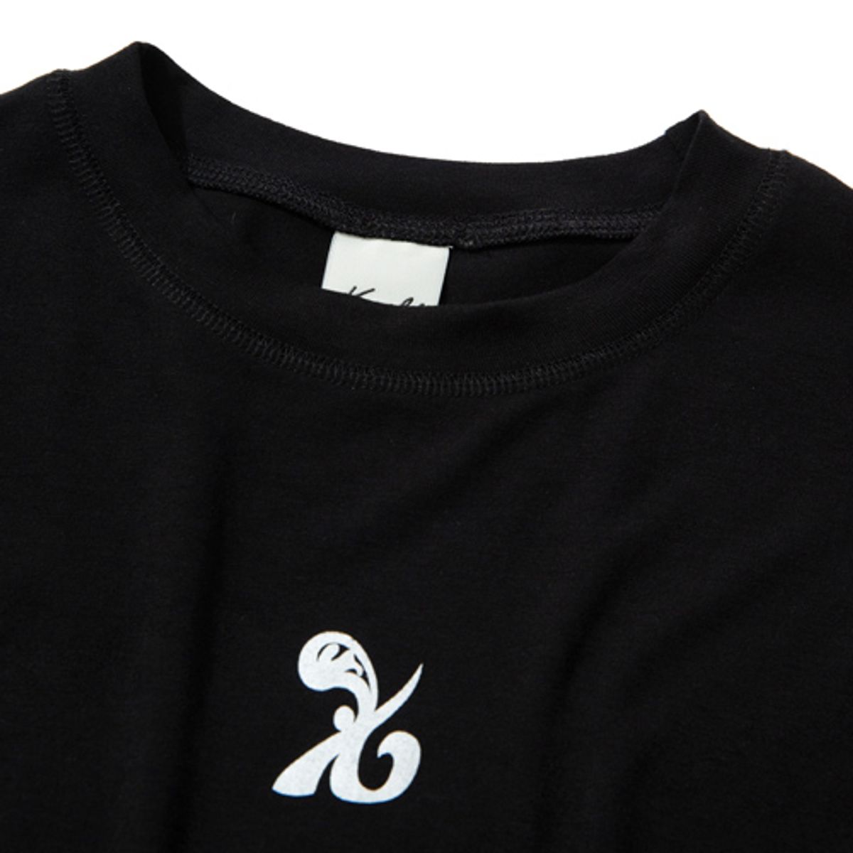 크루치(KRUCHI) SYMBOL Crop long-sleeved T-Shirt (BLACK) WOMENS