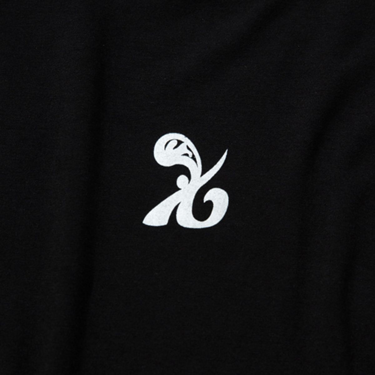 크루치(KRUCHI) SYMBOL Crop long-sleeved T-Shirt (BLACK) WOMENS