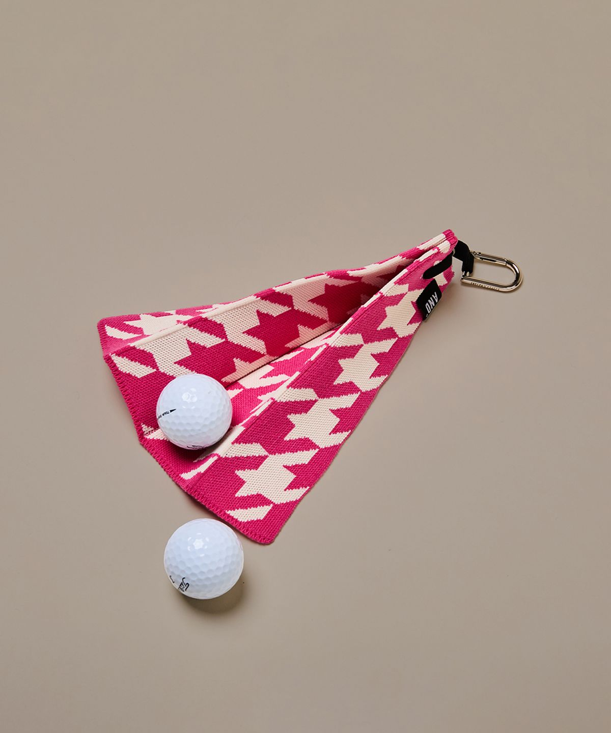앤드 골프(AND GOLF) Pleats Ball Towel Hound Pink