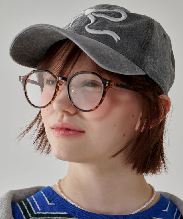 MUSINSA公式 | RONRON HEART RIBBON BALL CAP CHARCOAL CREAM
