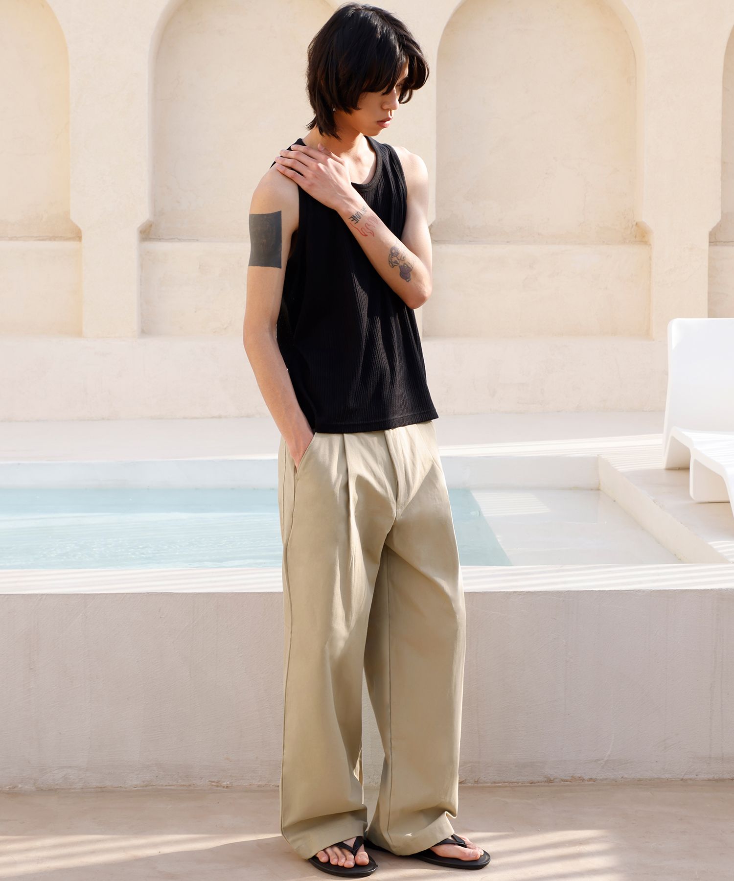 MUSINSA | SIGNATURE One-tuck Wide-fit chino pants [beige]