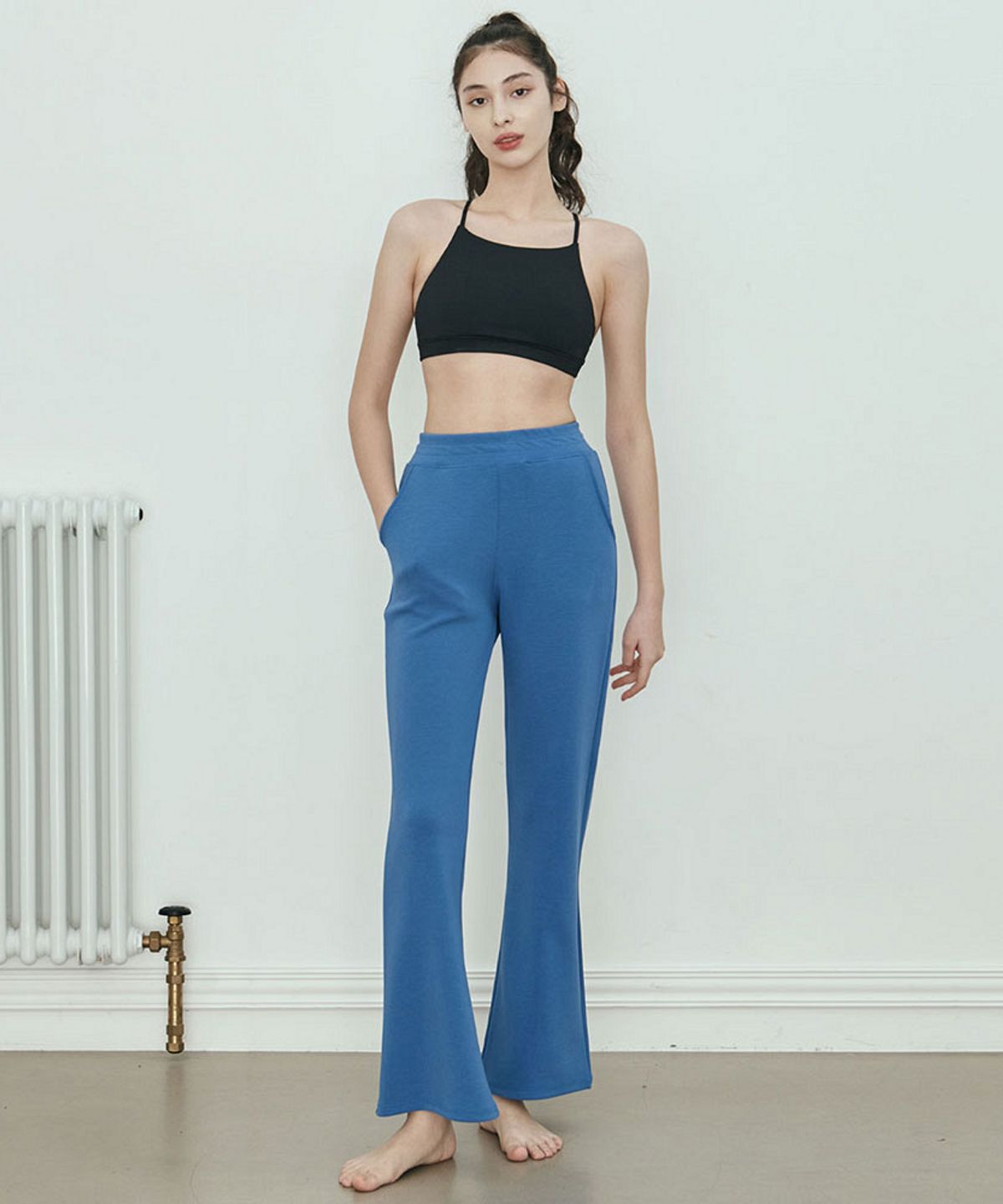 데비웨어(DEVIWEAR) 글램 홀터넥 브라탑 DEVI-TS0045-블랙