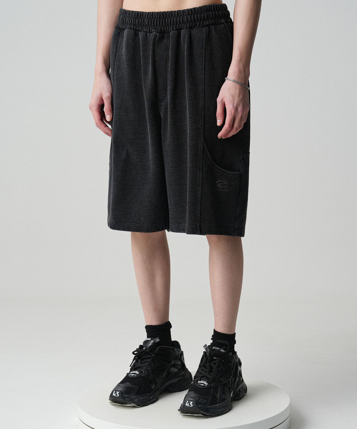 어반드레스(AVANDRESS) Sunground Bermuda Pants - 4COL