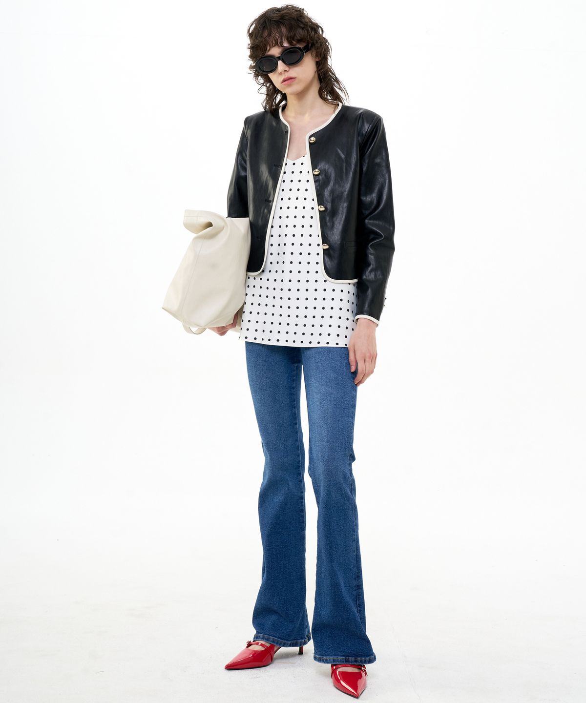 비콰이엇(B QUIET) CROPPED FAUX LEATHER JACKET_BLACK IVORY