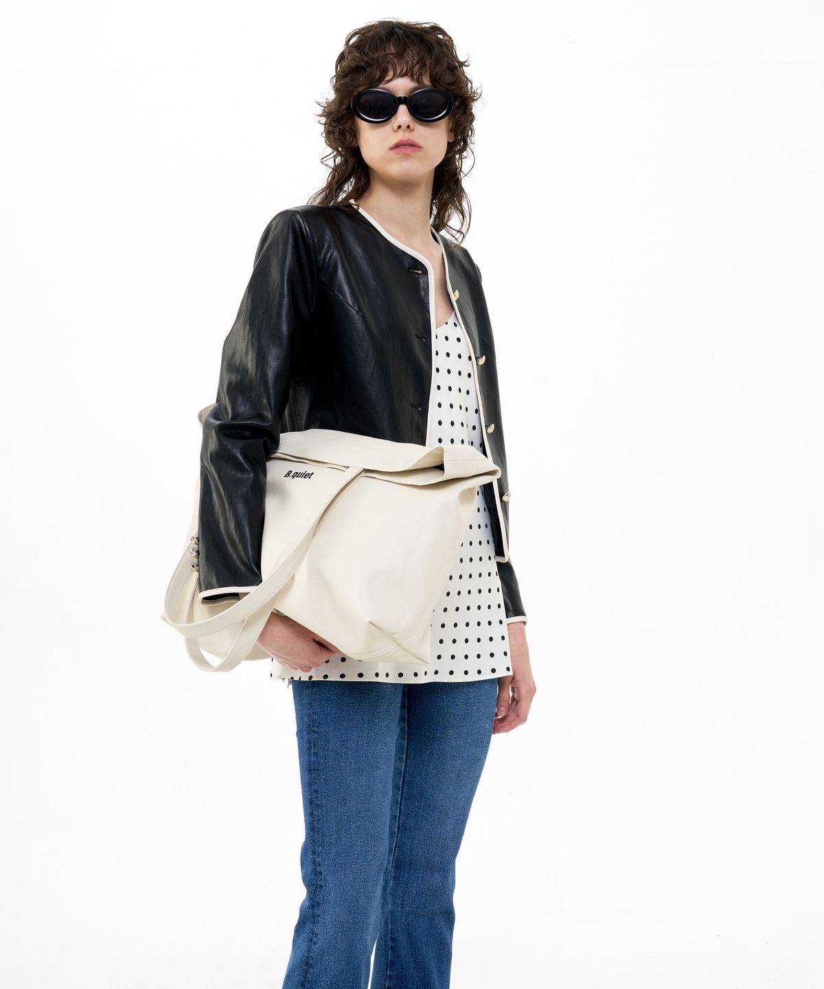 비콰이엇(B QUIET) CROPPED FAUX LEATHER JACKET_BLACK IVORY