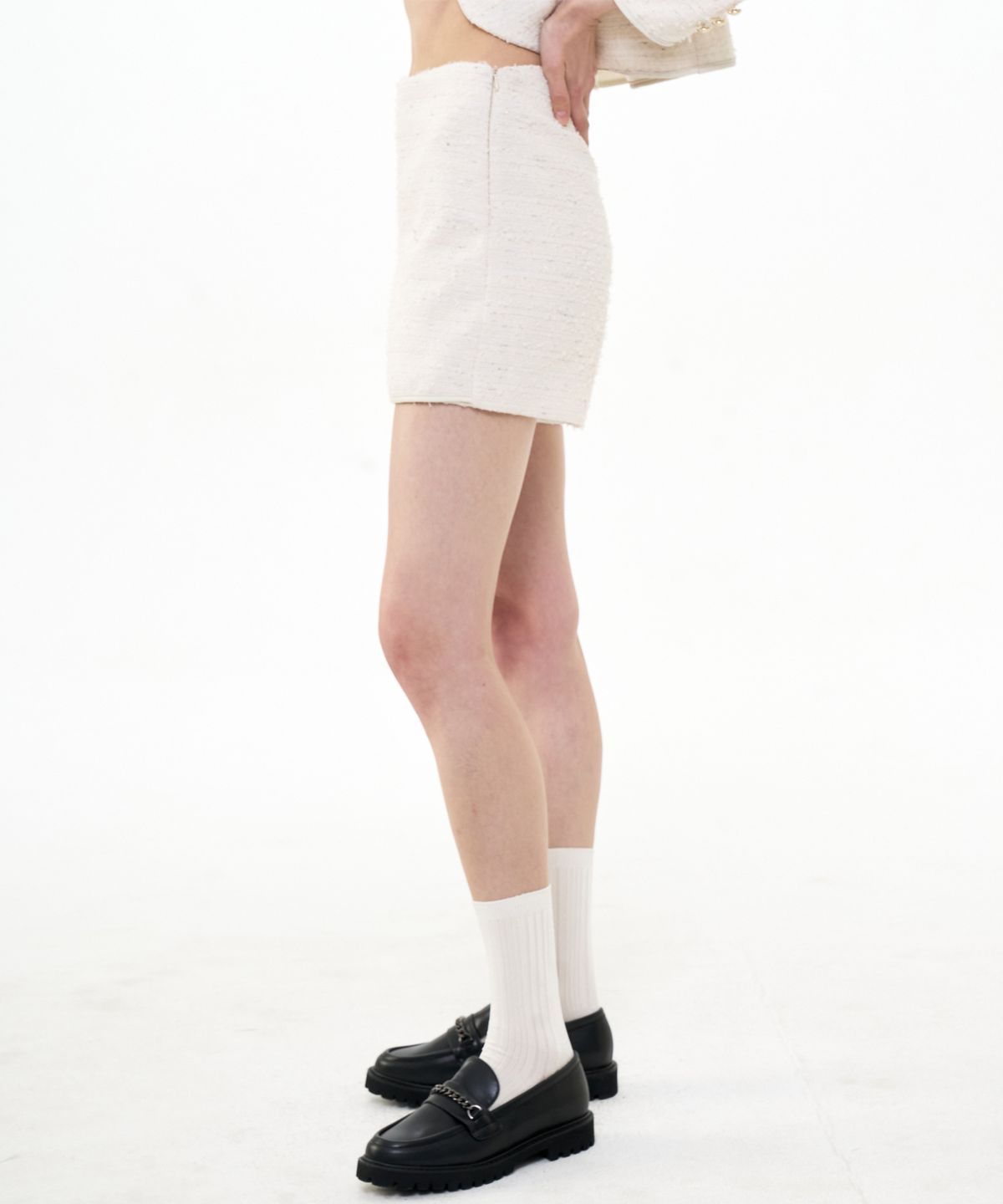 비콰이엇(B QUIET) TWEED SKIRT SHORTS_IVORY