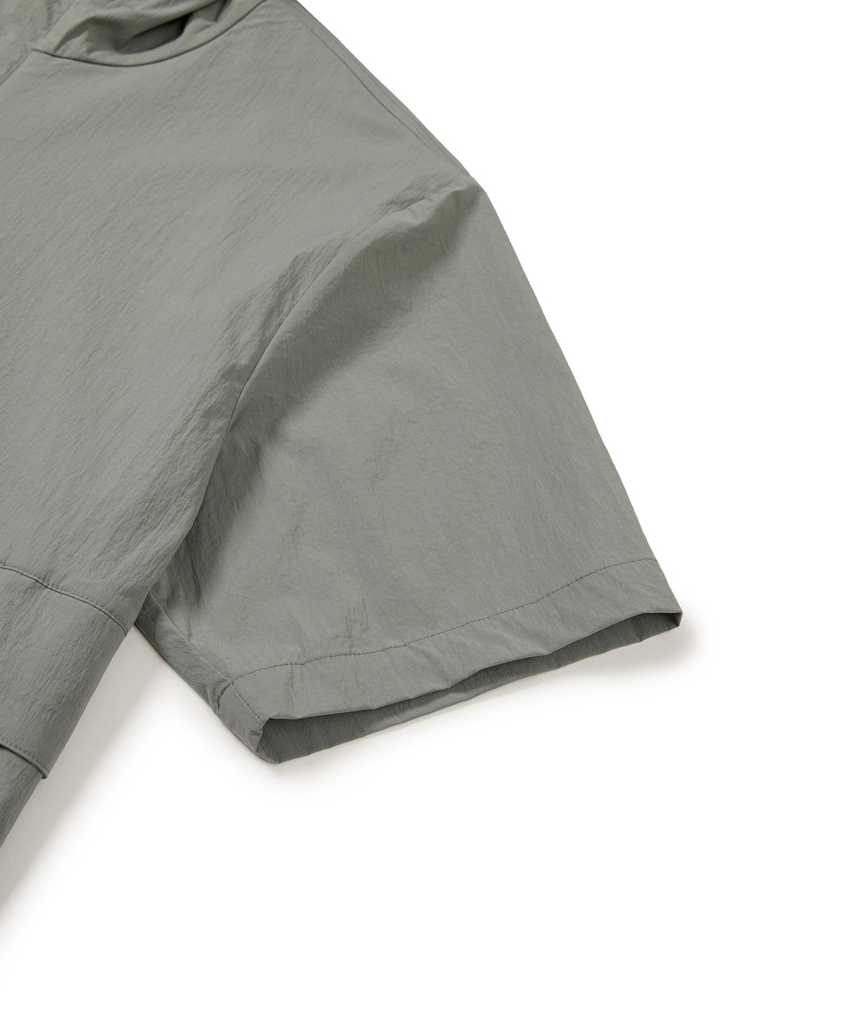 스노우피크 어패럴(SNOWPEAK APPAREL) 루트 후드 반팔 아노락 Light Khaki (S24MURAN65)