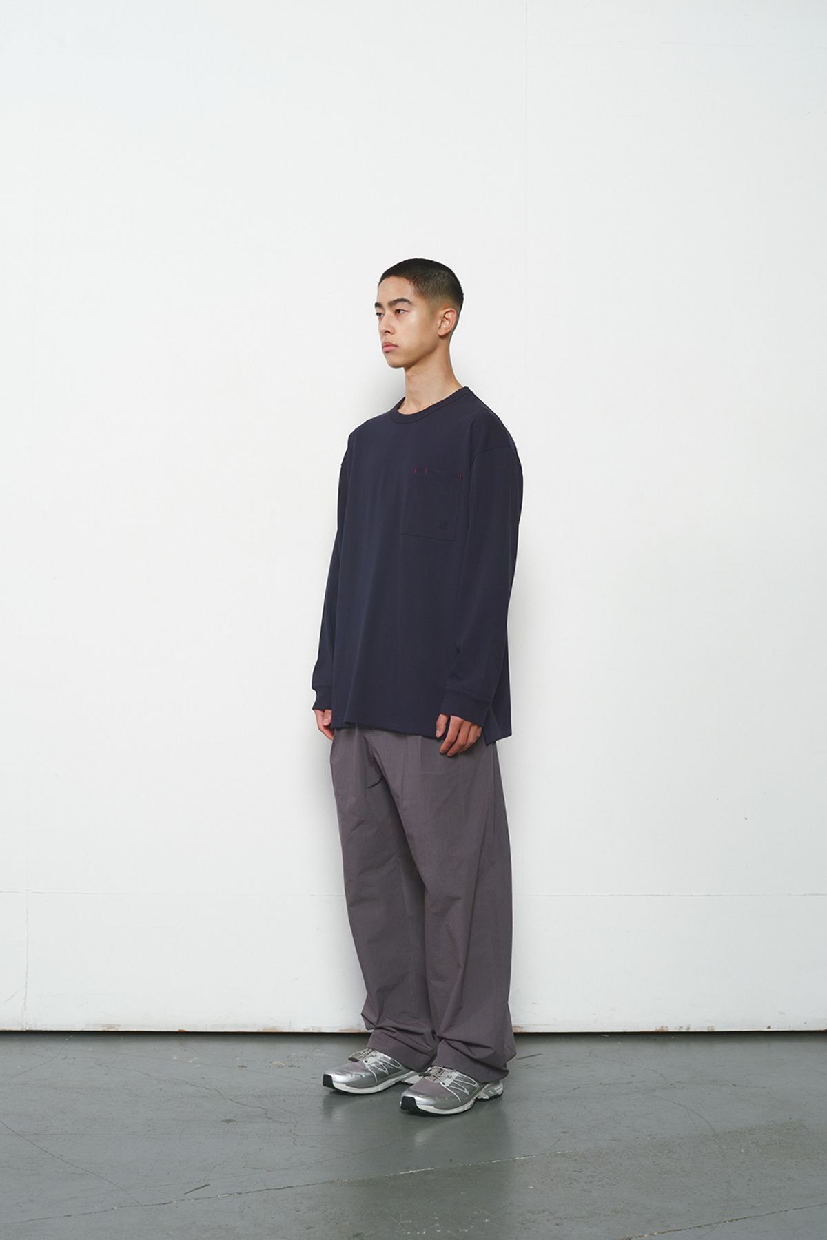 홀리선(HORLISUN) Lawrence Long Sleeve T-shirt Navy