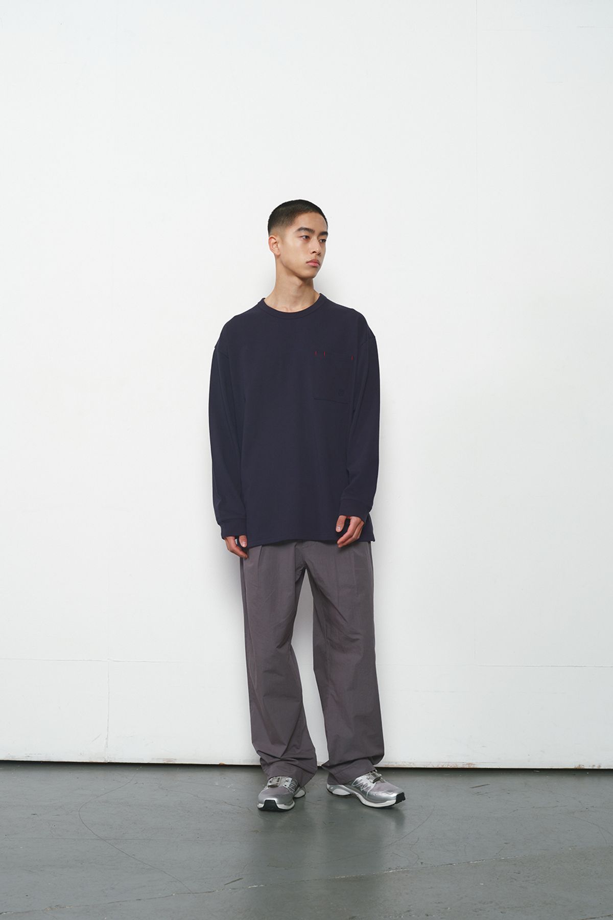홀리선(HORLISUN) Lawrence Long Sleeve T-shirt Navy