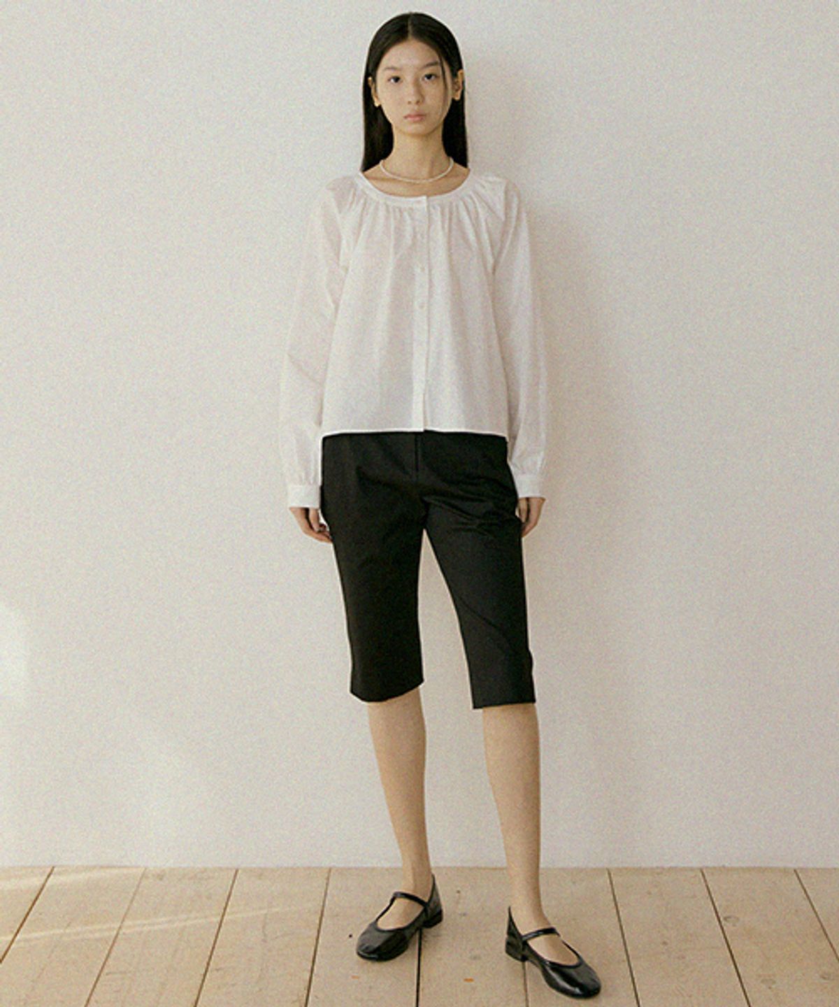 링서울(LINGSEOUL) capri slim pants-black