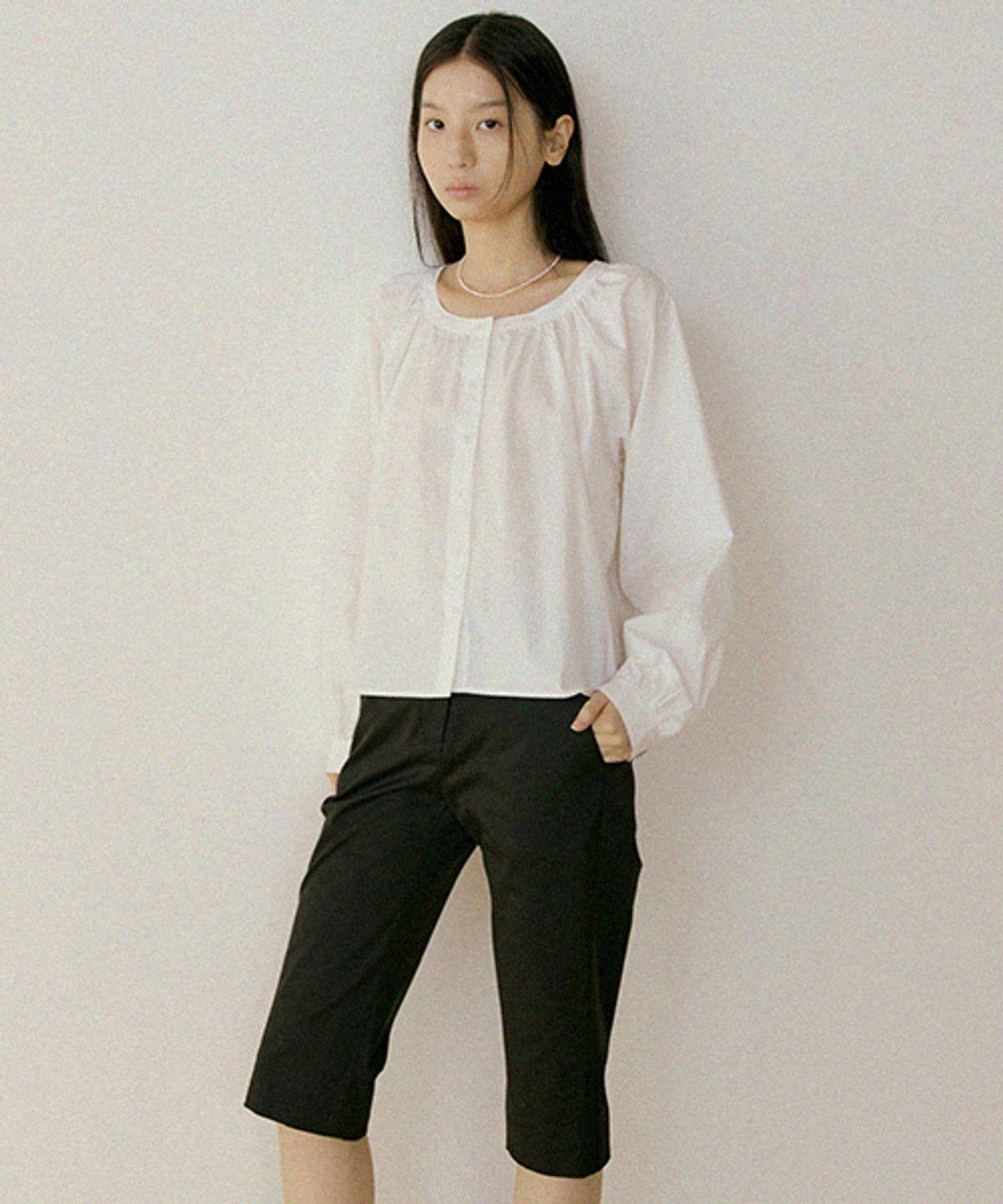 링서울(LINGSEOUL) capri slim pants-black