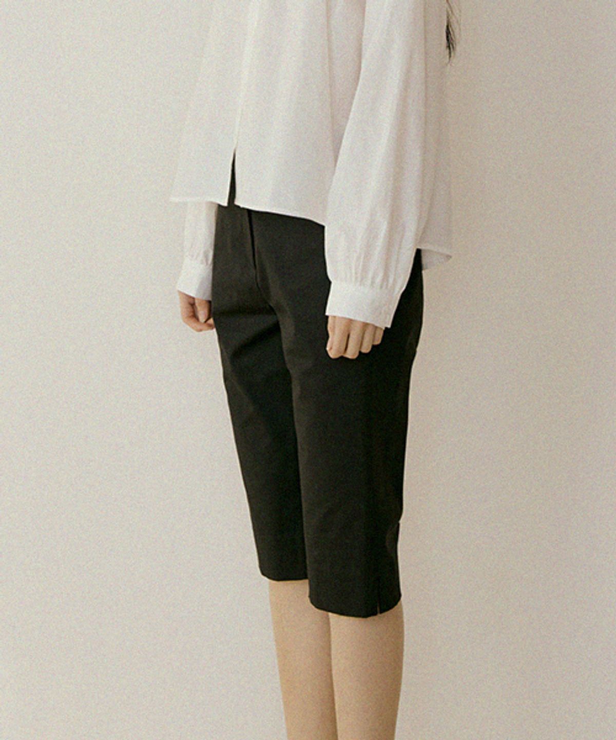 링서울(LINGSEOUL) capri slim pants-black
