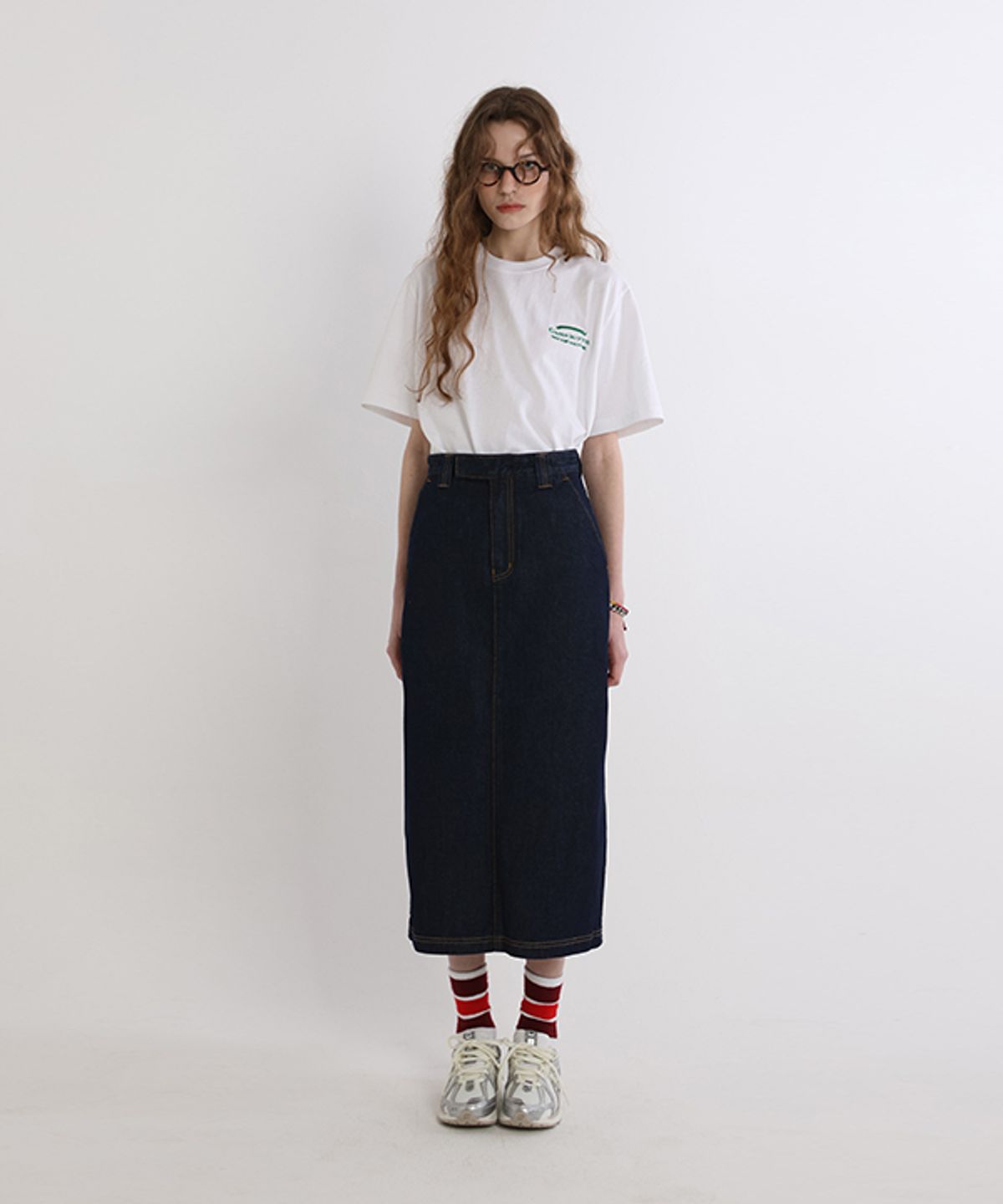 그린버터(GREENBUTTER) Needlework Logo Tee (Ivory)