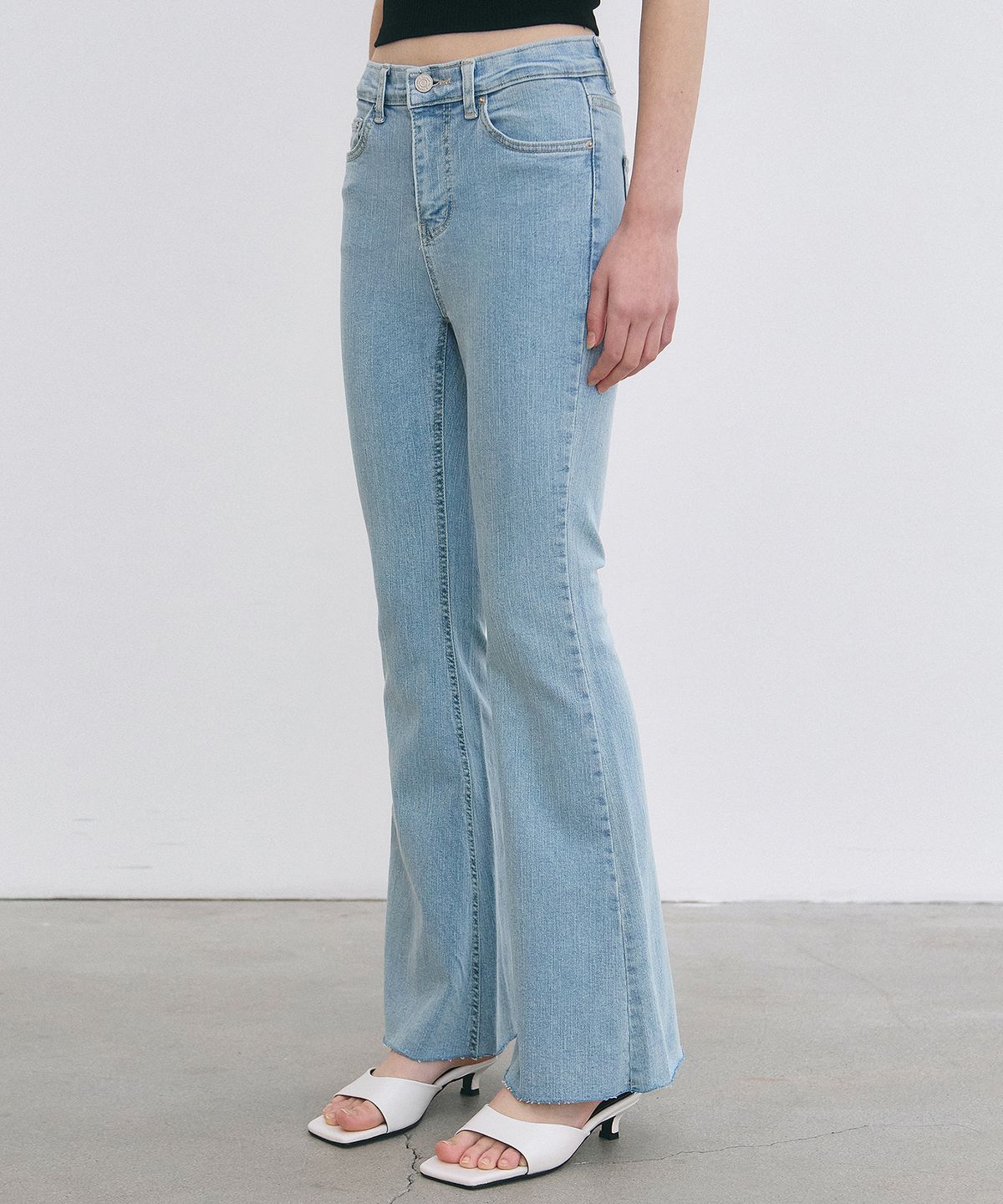 닉앤니콜(NICK&NICOLE) SLIM BOOTS CUT DENIM JEANS_LIGHT BLUE