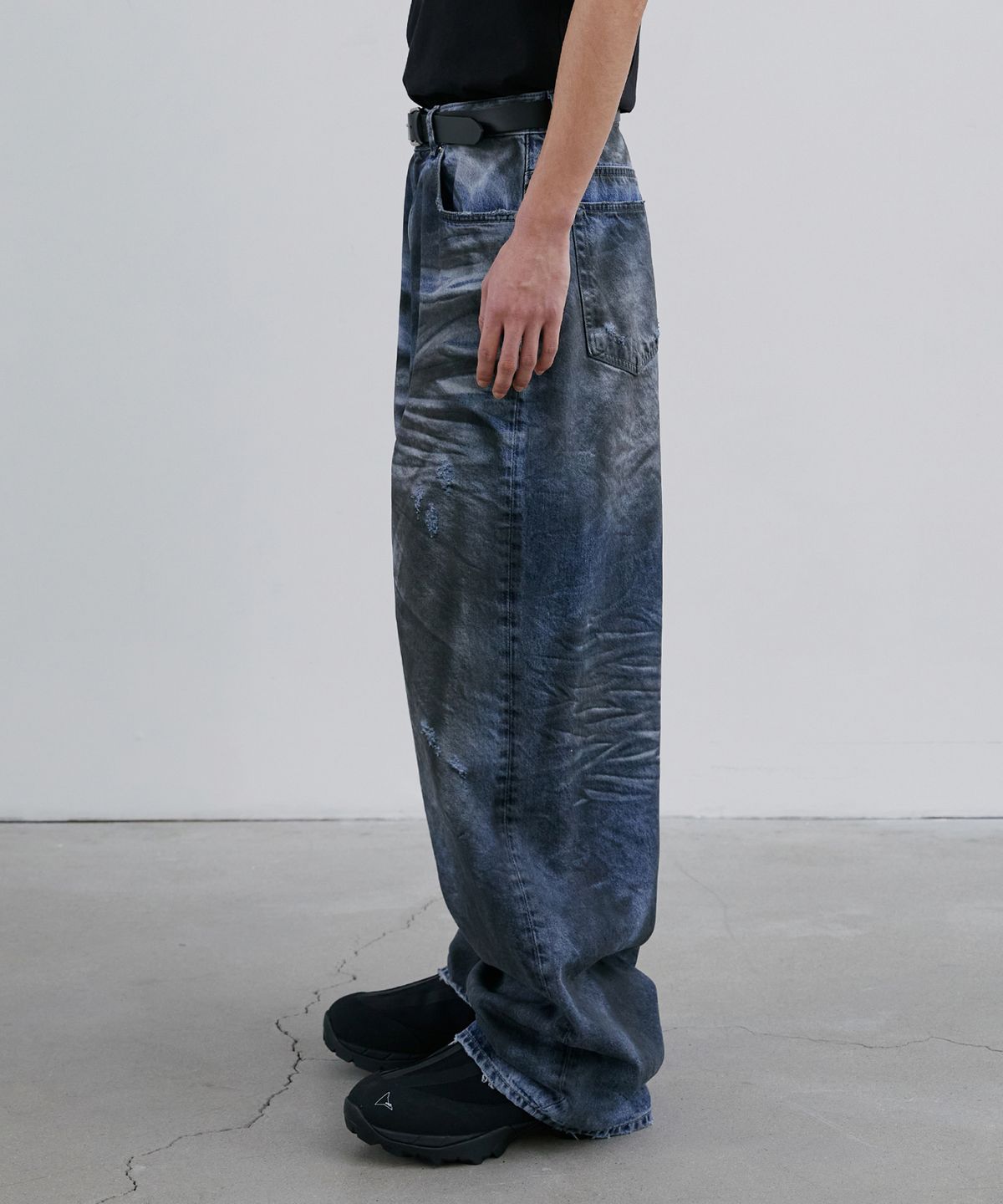 브랜디드(BRANDED) MAX WIDE DENIM PANTS [CRAZY BLUE]