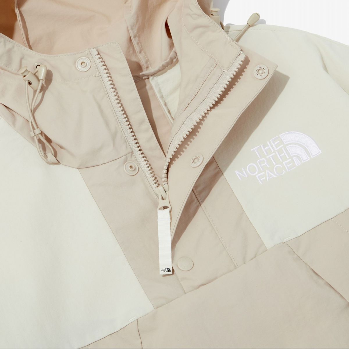 노스페이스(THE NORTH FACE) NA3BQ35A 여성 하이 마운틴 아노락 LIGHT_BEIGE