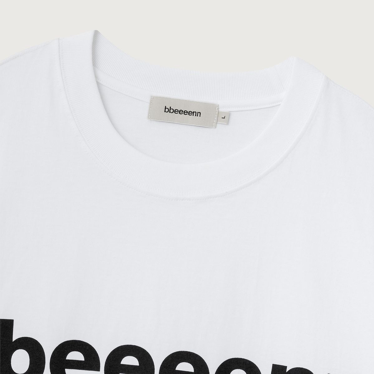 벤(BBEEEENN) MENS)볼드 로고 티셔츠_아이보리