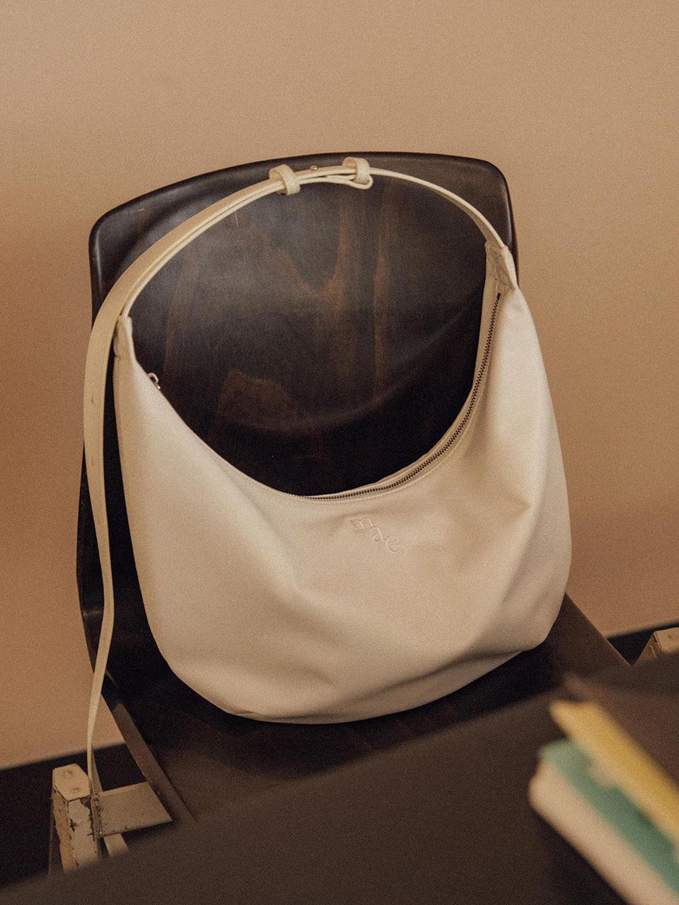 mucu and ebony ♥ Becoming Bag /追跡付 MUSINSA | MUCU AND EBONY Becoming Bag _ Black Becoming Bag Black