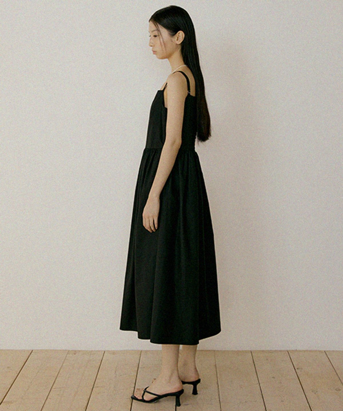 링서울(LINGSEOUL) bustier shirring dress-black