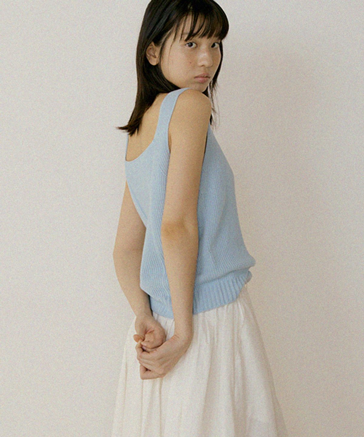 링서울(LINGSEOUL) whole garment knit sleeveless-sky