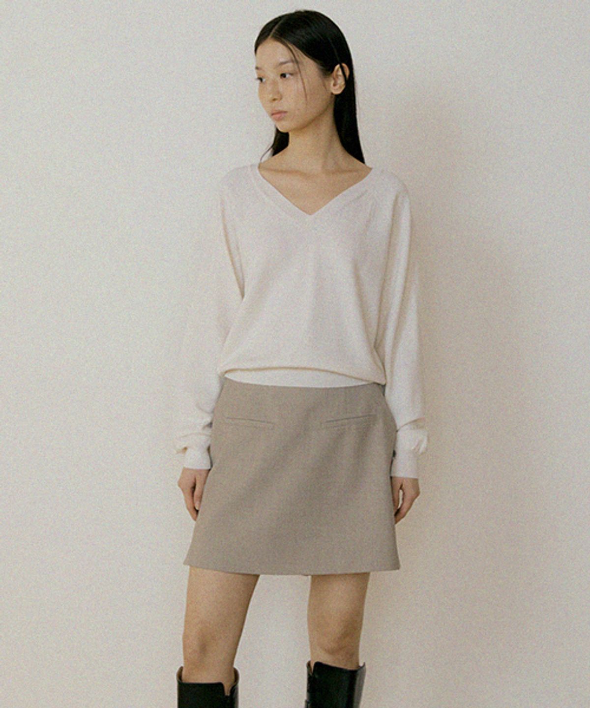 링서울(LINGSEOUL) merino wool V-neck knit top-ivory